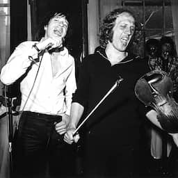 Herman van Veen en Ramses Shaffy in Songwriters Wall of Fame in Hilversum